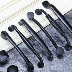润鸿家具五金 品质与创新的双重典范